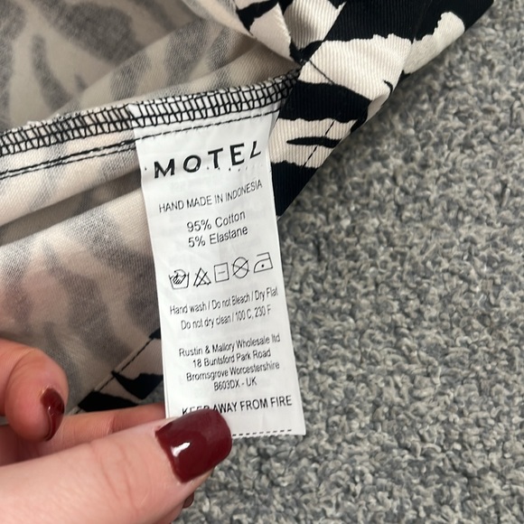 Brand New Motel Rocks Skirt - Picture 7 of 7